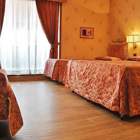 Hotel Venezia 3*