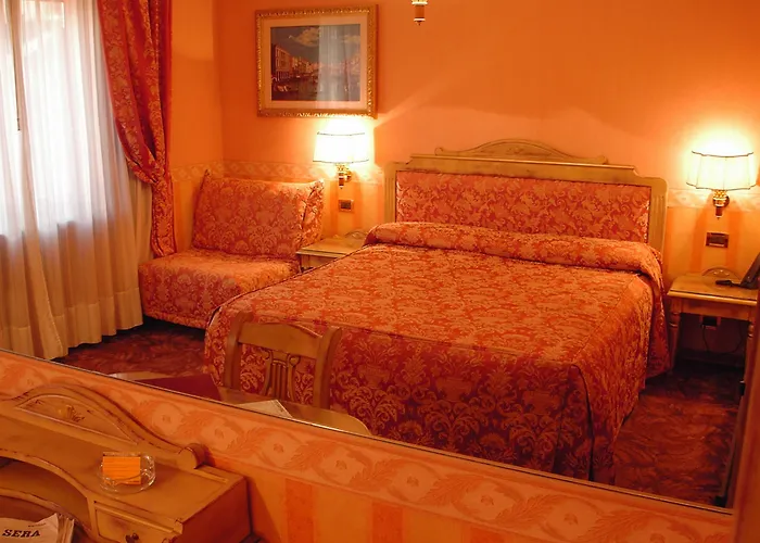 Hotel Venezia 3*